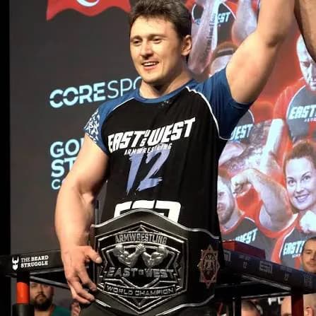 Artur Makarov